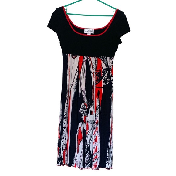 Joseph Ribkoff Dresses & Skirts - Joseph Ribkoff light summer dress w empire waist, and cap sleeves